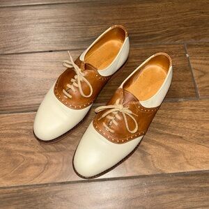 Cole Haan Oxford Shoes Men size 7 or women’s size 9